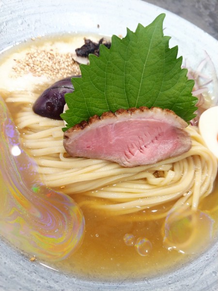 「煮干し昆布水冷麺」@宍道湖しじみ中華蕎麦 琥珀 池袋店の写真