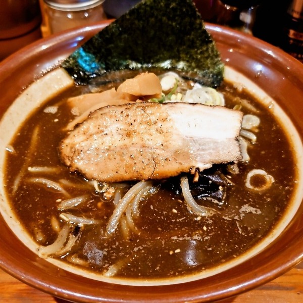 「煮干味噌ラーメン」@究極のにぼし味噌らーめん 人間ばんざいの写真