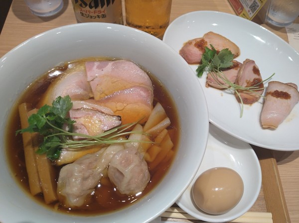 「【紫陽花】特製醤油らぁ麺 ￥2000」@ラーメンWalkerキッチンの写真