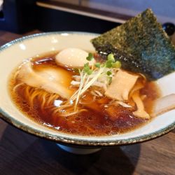 中華蕎麦　醤油