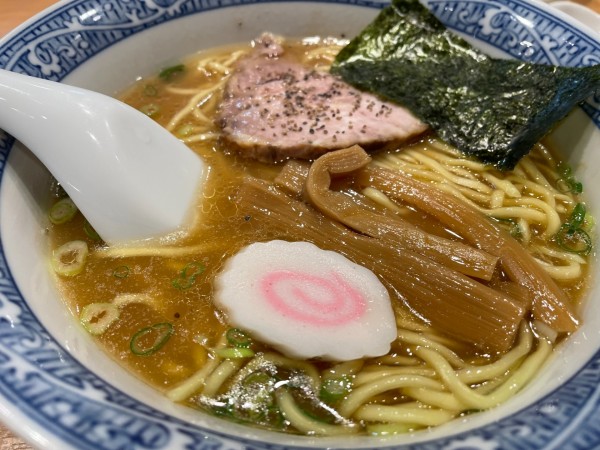 「ラーメン：750円」@中華そば 青葉 エキア志木店の写真
