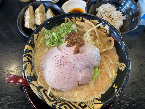 「元祖タレ味噌ラーメン」@ハルピン味噌らーめん 雷蔵の写真