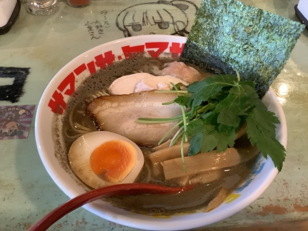 「片口煮干しの中華そば　900円」@ハイデン.コッコFACTORYサマンサ・タマサの写真