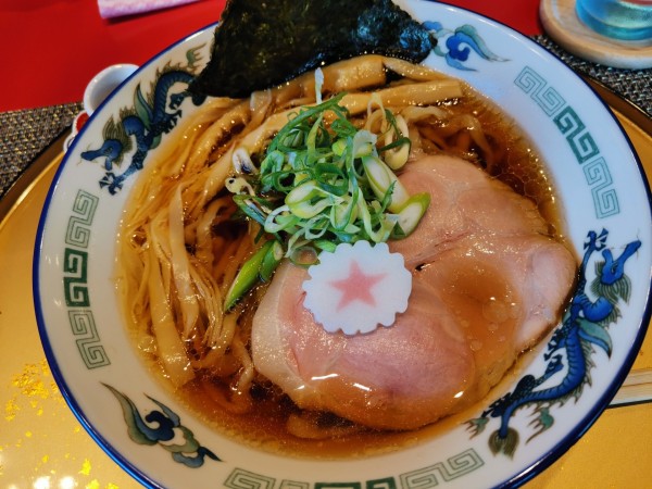 「地鶏中華そば醤油」@中華そば 凜星の写真