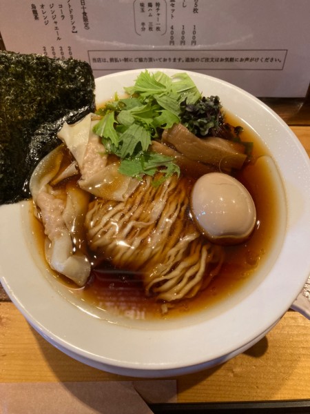 「たまり醤油ラーメン　味玉」@アンドレカンドレラーメンの写真