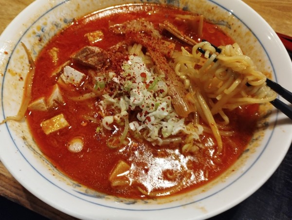 「辛口濃厚味噌ラーメン(980)」@おがさやの写真