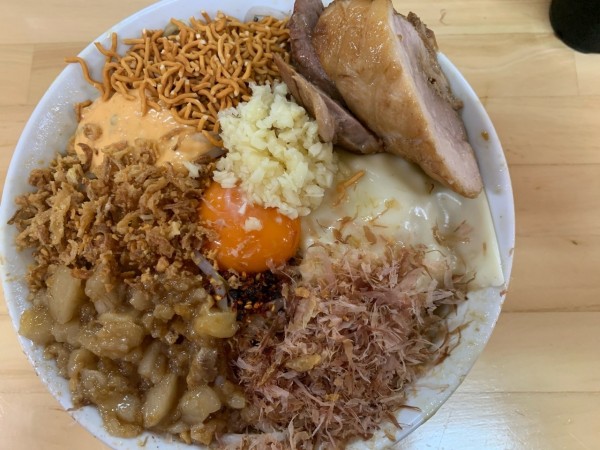 「まぜそば（中）」@ハイマウントMの写真