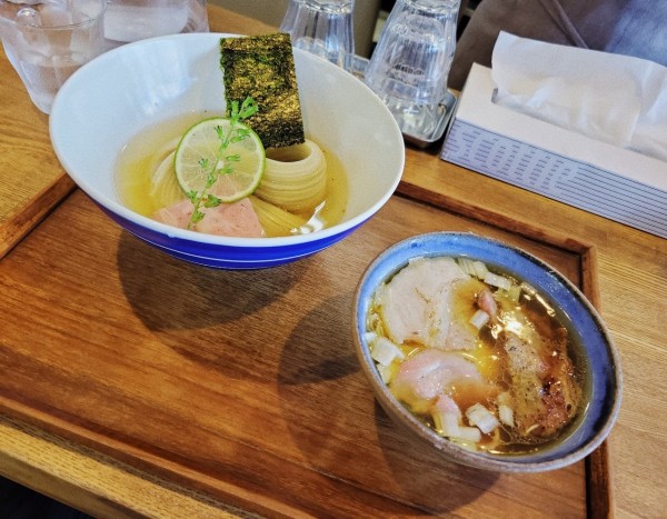 「昆布水つけめん 醤油 (並)」@YOKOKURA STOREHOUSEの写真