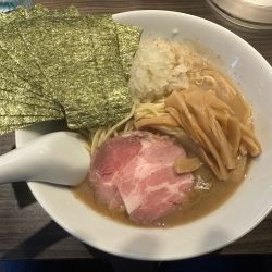 濃厚魚介豚骨ラーメン