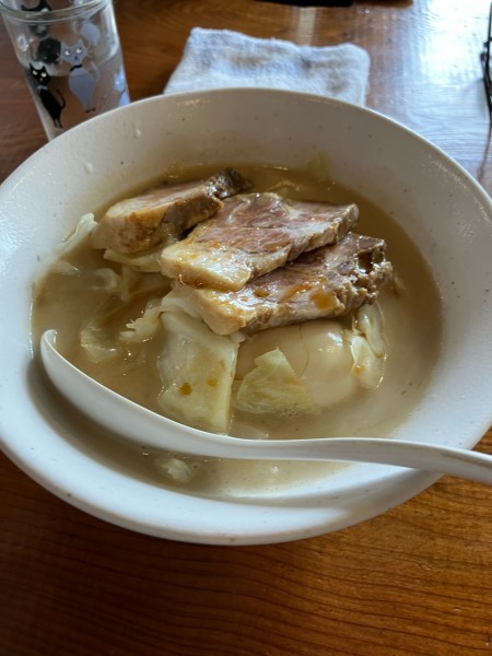 「五香らーめん並680円（太麺）＋味玉100円」@13湯麺の写真