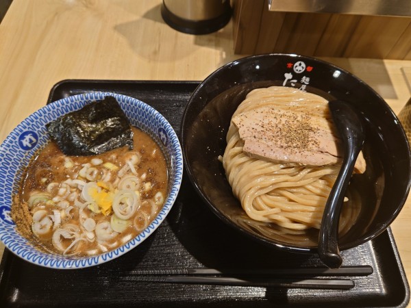「つけ麺」@麺屋 たけ井 阪急梅田店の写真