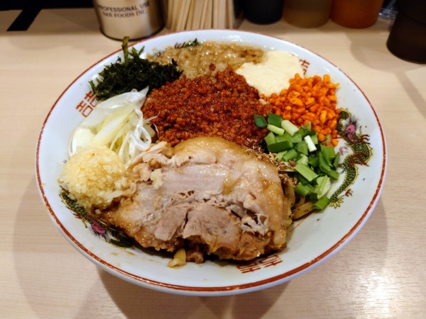 「限定 冷やし台湾まぜそば」@鷹の目 蒲田店の写真