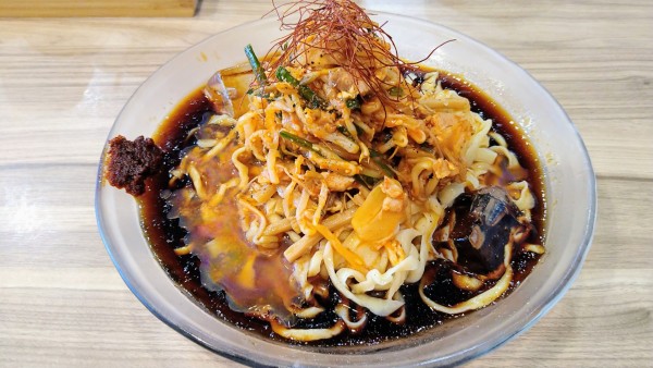 「【限定】冷やしスタミナラーメン」@くじら食堂 nonowa東小金井店の写真