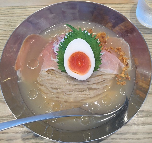「「限定」出雲冷麺 1500円」@宍道湖しじみ中華蕎麦 琥珀 東京本店の写真