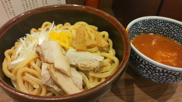 「特濃魚介豚骨辛つけ麺特盛り(もちもち麺)￥1,210」@麺屋 五常 ウイング新橋店の写真