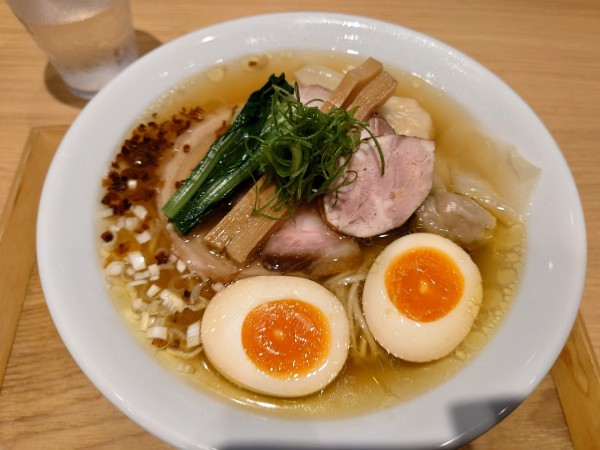 「鉢ノ葦葉@特製塩らー麺」@ラーメンWalkerキッチンの写真