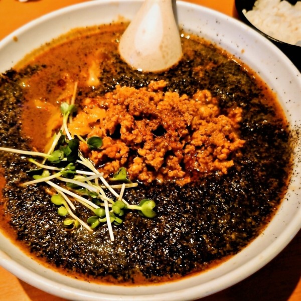 「黒胡麻担々麺」@麺屋とりたけの写真