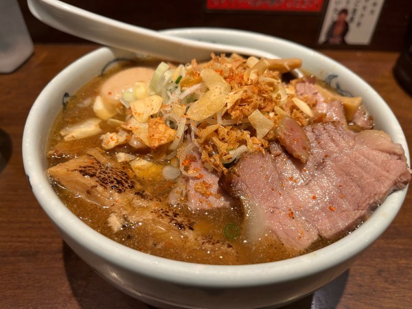 「ニンニクチャーシュー味玉」@麺屋武蔵 芝浦の写真