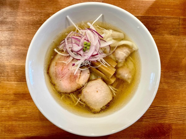 「塩ワンタン麺」@麺屋 寛の写真