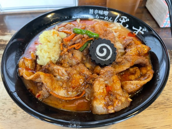 「旨辛味噌らーめん　小　ミソアブラマシマシ」@旨辛味噌らーめん ぼんずの写真