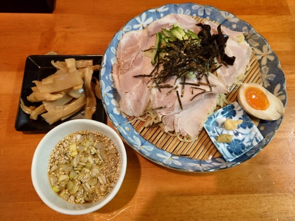 「ざるラーメン+メンマ(950円)」@麺 たち花の写真