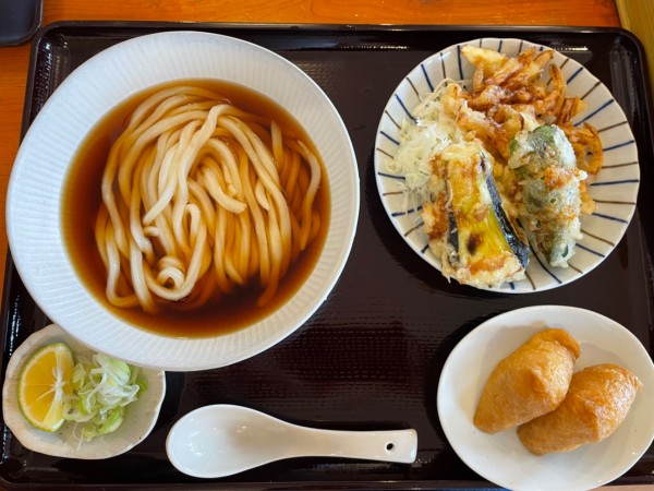 「いなり定食　￥９００」@讃岐うどん 十四明の写真