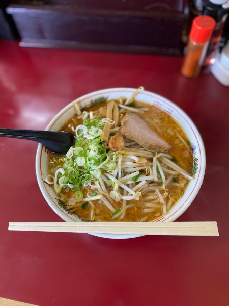 「みそらーめんスタミナもやし炒めトッピング」@八福神の写真