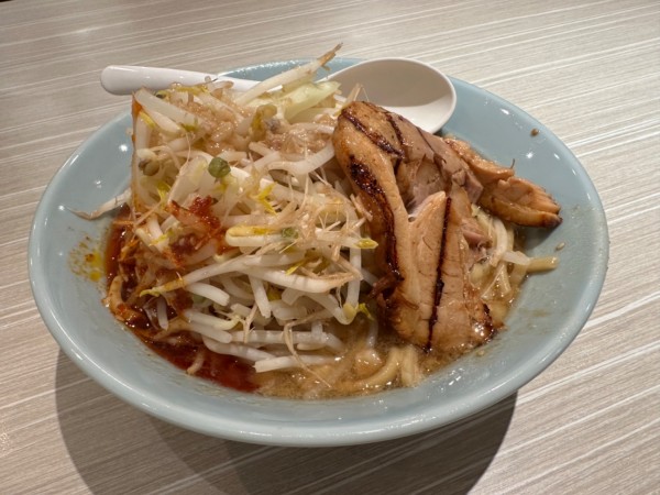 「青春味噌ラーメン（中盛・250g）1,000円→850円」@高崎青春ブタ二郎の写真