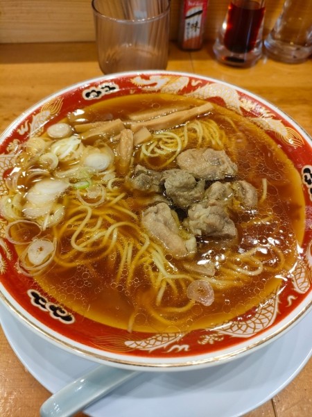 「地鶏ラーメン」@らーめん秋田 ひない軒の写真