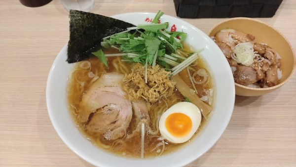 「しょうがランチ（しょうがらーめん＋チャーシュー甘味噌丼）」@めん処 羽鳥の写真