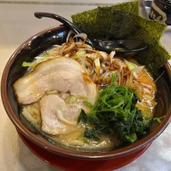 辛葱ラーメン　990円