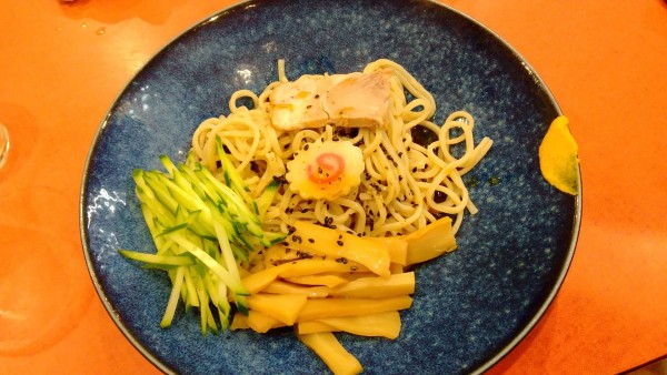 「冷やし中華・麺軽め」@らーめん 高尾の写真