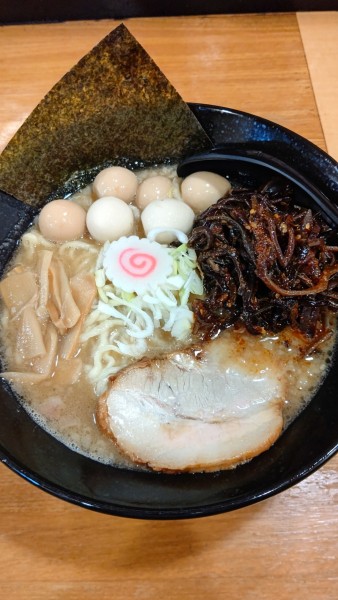「魚介豚骨醤油ラーメン　500円 ※周年祭」@醤油豚骨 中一の写真