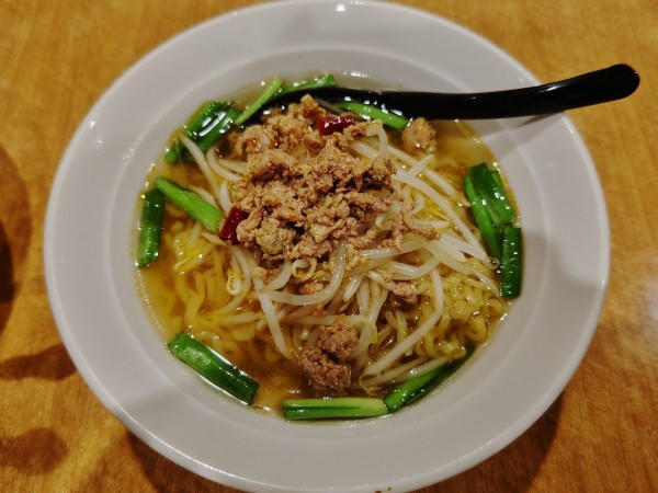 「台湾塩ラーメン」@台湾料理 龍香 飯能店の写真