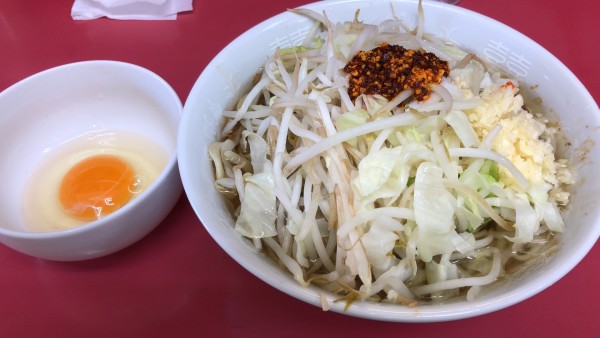 「小ニンニクラー油」@ラーメン二郎 千住大橋駅前店の写真