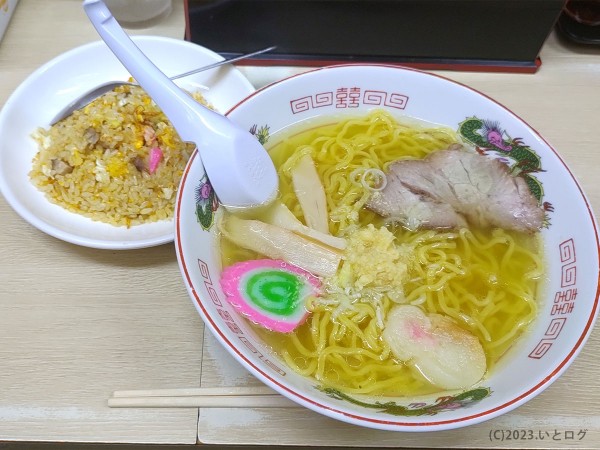 「しょうがラーメン（しお）」@ラーメン信月の写真