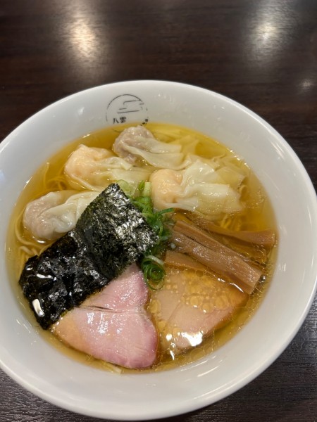 「特製ワンタン麺ハーフ(白だし)1220円」@八雲の写真