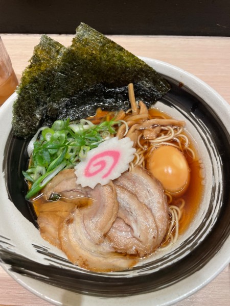 「特製醤油らーめん」@らーめん しおじの写真