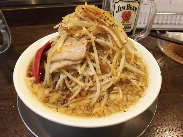 「炒めモヤシの二郎風そば」@立ち呑み居酒屋 金町製麺の写真