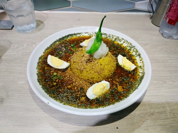 「キーマカレー(1,200円)+ゆでたまご(100円)」@コロンビア8 東京八重洲地下街店の写真