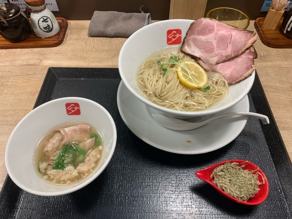 「和牛ホルモン塩つけそば」@KITCHEN TAKANOの写真
