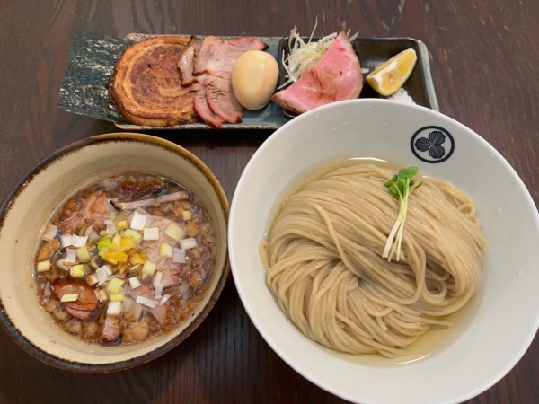 「昆布水つけ麺（大）＋特製トッピング」@麺屋みつば＋クローバーの写真