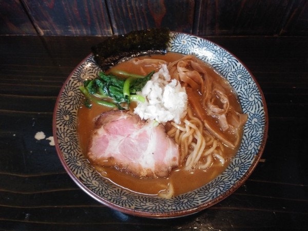 「魚介豚骨ラーメン　930円」@麺屋 葵の写真