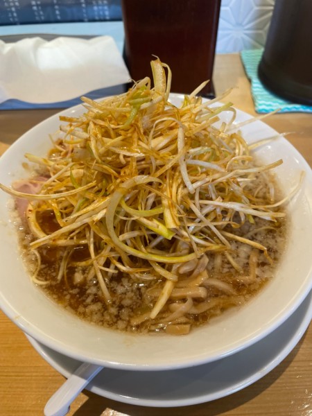 「辛ネギラーメン　麺大盛り」@京都ラーメン 森井 愛甲石田店の写真