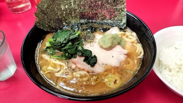 「ラーメン並」@ラーメン杉田家の写真