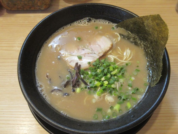 「ラーメン（780円）」@九州とんこつらーめん ひらさわの写真