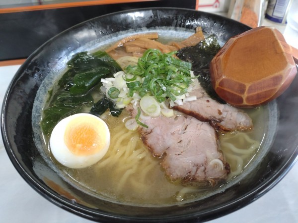 「塩ラーメン700円」@ラーメン 日高の写真
