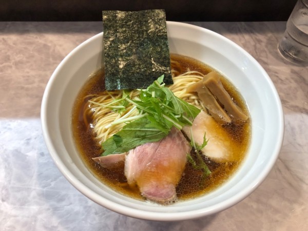 「醤油らーめん 900円」@麺響万蕾の写真