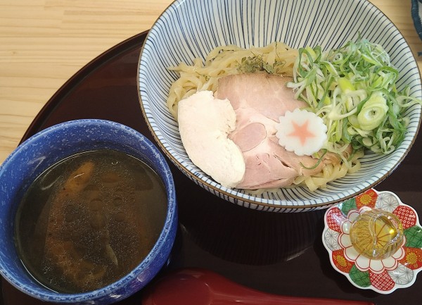 「謹製つけ麺（塩）￥950＋九条ネギ増し￥200＝￥1150」@中華そば 麺ノ花の写真