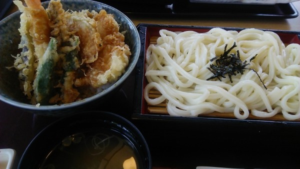「ランチ 天丼・うどん 1199円」@和食レストラン とんでん 江北店の写真